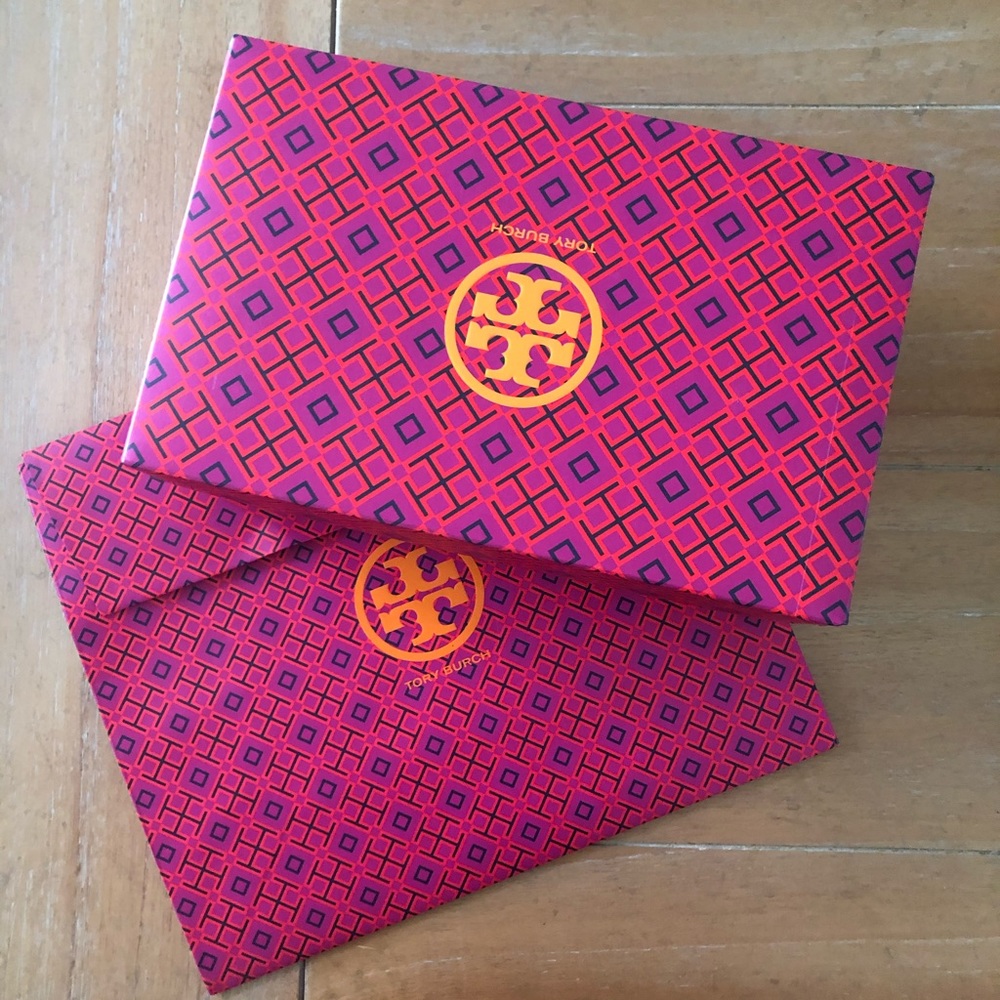 Tory Burch Shoe Box with decorative carton bag